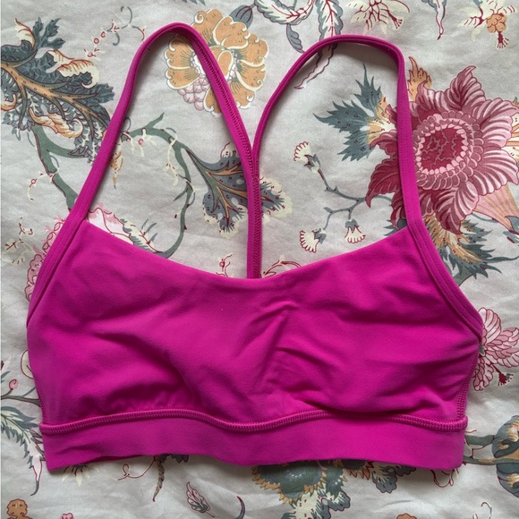 Lululemon flow Y bra size 4 EUC - Picture 1 of 3